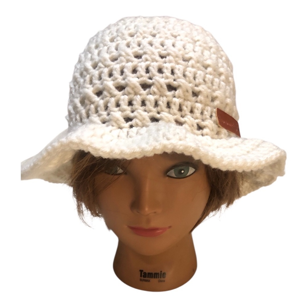 Handmade White Crochet Bucket Hat